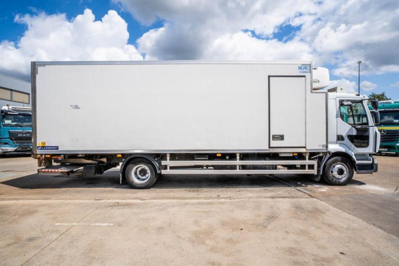 Renault MIDLUM 220 DXI (16t)+CARRIER+DHOLLANDIA +CARRIER - Camião frigorífico: foto 3 Renault MIDLUM 220 DXI (16t)+CARRIER+DHOLLANDIA +CARRIER - Camião frigorífico: foto 3