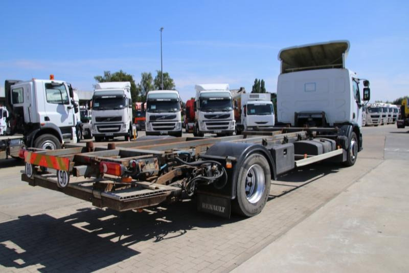 Renault PREMIUM 270 DCI - Problème moteur. - Camião transportador de contêineres/ Caixa móvel: foto 3 Renault PREMIUM 270 DCI - Problème moteur. - Camião transportador de contêineres/ Caixa móvel: foto 3