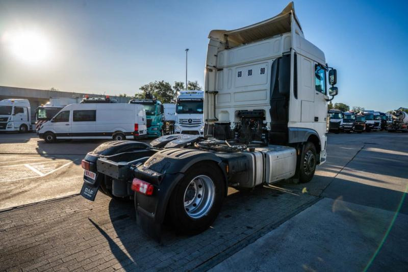 DAF XF 460 + HYDR. (50ton) - Tractor: foto 4 DAF XF 460 + HYDR. (50ton) - Tractor: foto 4