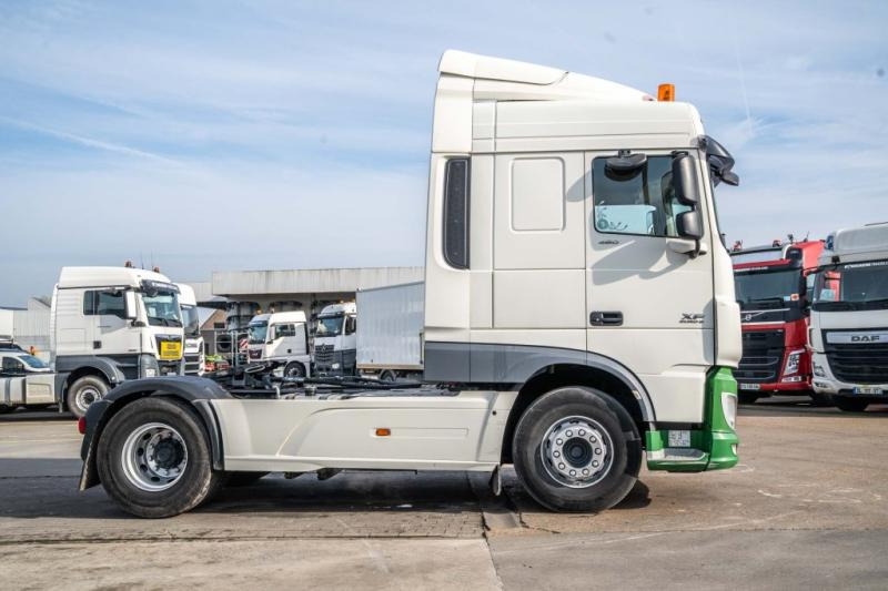 DAF XF 460 + HYDRAULIQUE (50Ton) - Tractor: foto 3 DAF XF 460 + HYDRAULIQUE (50Ton) - Tractor: foto 3