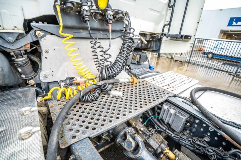 Iveco STRALIS 460 + KIPHYDR. - Tractor: foto 5 Iveco STRALIS 460 + KIPHYDR. - Tractor: foto 5