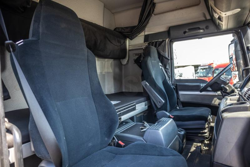 Fotografia de interior 2: Tractor MAN TGX 18.480 XLX BLS+INTARDER