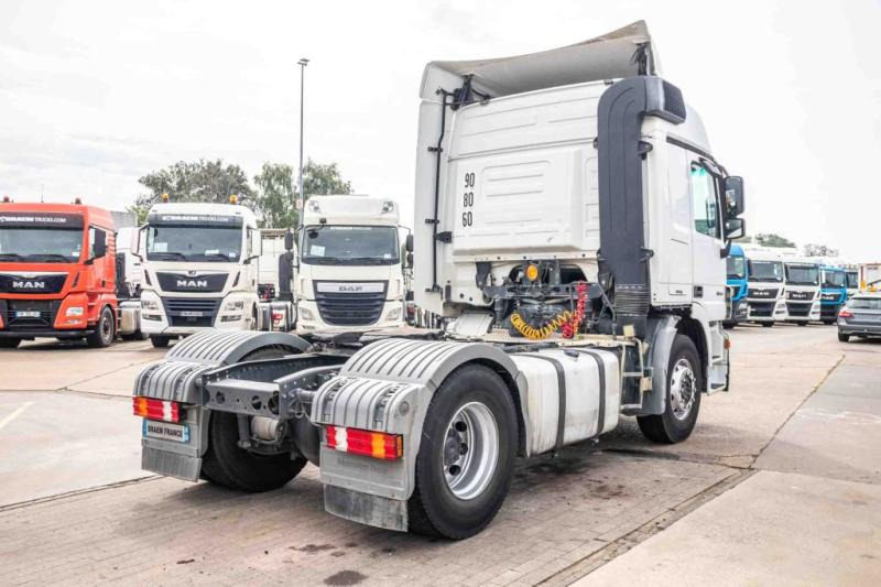 Mercedes ACTROS 1844 LS-MP3+E5+VOITH - Tractor: foto 3 Mercedes ACTROS 1844 LS-MP3+E5+VOITH - Tractor: foto 3