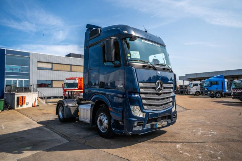Mercedes ACTROS 1846 LS - Tractor: foto 2 Mercedes ACTROS 1846 LS - Tractor: foto 2