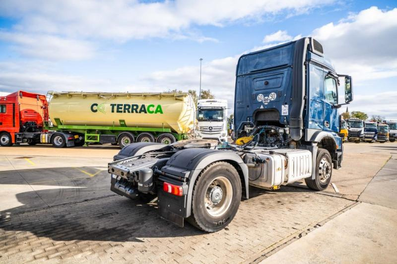 Mercedes AROCS 1843 LS ( NO ACTROS)+BIG AXLE +HYDR. - Tractor: foto 4 Mercedes AROCS 1843 LS ( NO ACTROS)+BIG AXLE +HYDR. - Tractor: foto 4