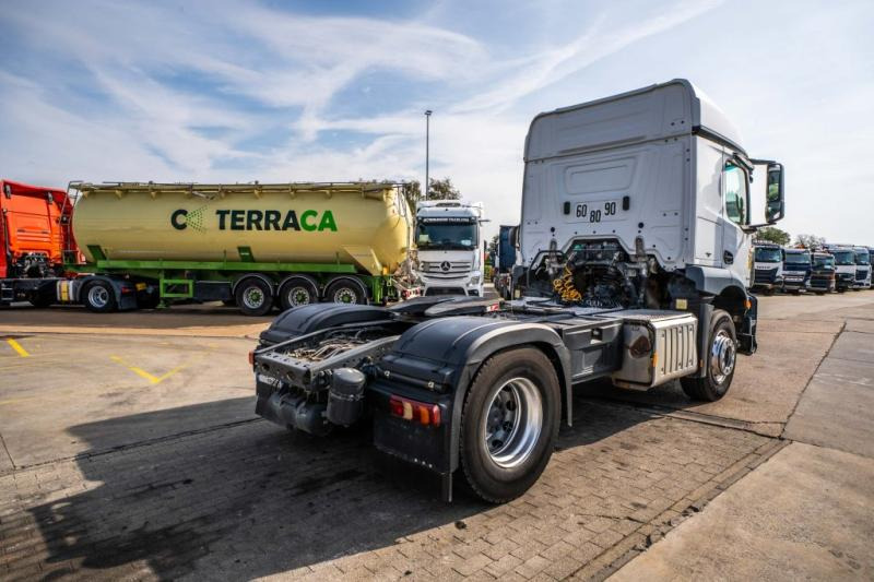 Mercedes AROCS 1843 LS ( NO ACTROS) - Tractor: foto 4 Mercedes AROCS 1843 LS ( NO ACTROS) - Tractor: foto 4