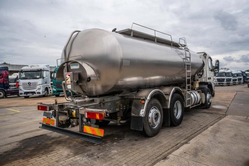 Volvo FM12 380 / CUVE ETA 15000L - Camião cisterna: foto 4 Volvo FM12 380 / CUVE ETA 15000L - Camião cisterna: foto 4