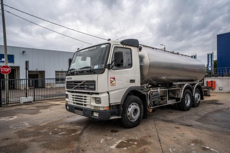 Volvo FM12 380 / CUVE ETA 15000L - Camião cisterna: foto 2 Volvo FM12 380 / CUVE ETA 15000L - Camião cisterna: foto 2