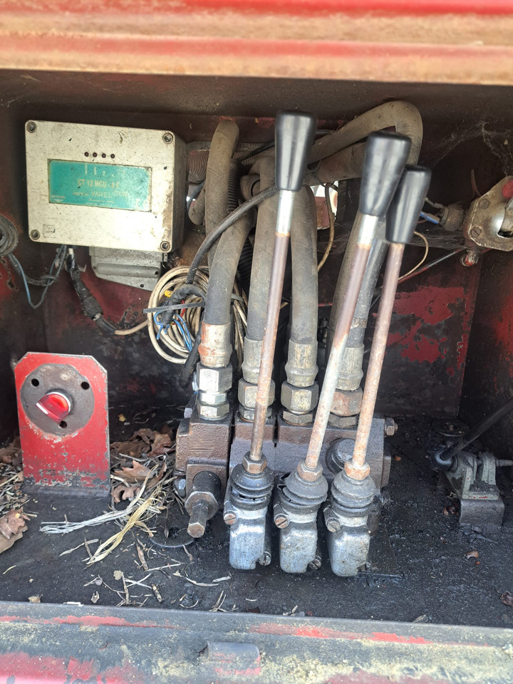 MERCEDES-BENZ 1823 - Camião transporte de veículos: foto 4 MERCEDES-BENZ 1823 - Camião transporte de veículos: foto 4