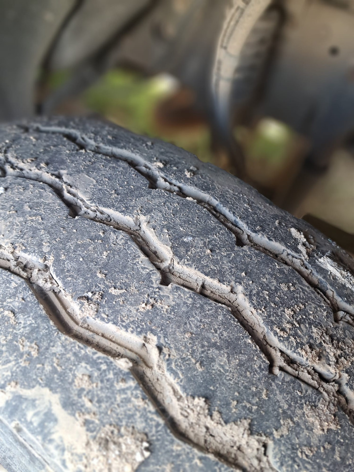 RENAULT 270 DCI - Camião basculante: foto 3 RENAULT 270 DCI - Camião basculante: foto 3