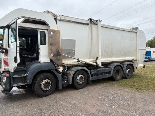 MAN 35.360 8x2 - Caminhão de lixo: foto 2 MAN 35.360 8x2 - Caminhão de lixo: foto 2