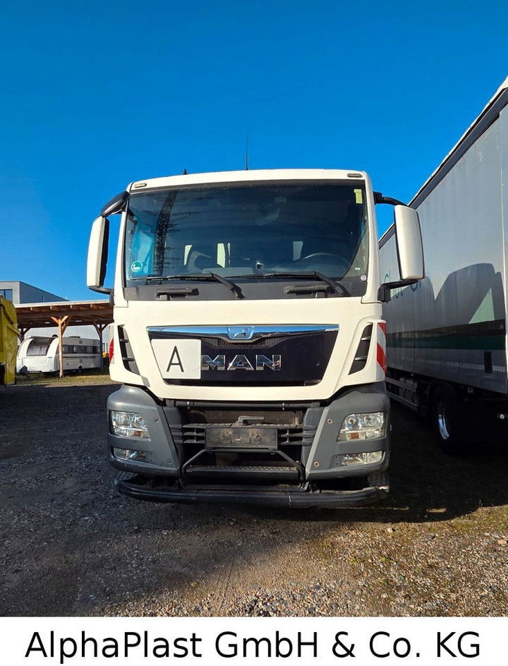 MAN TGS 4-Achser 32.360 - Caminhão de lixo: foto 2 MAN TGS 4-Achser 32.360 - Caminhão de lixo: foto 2