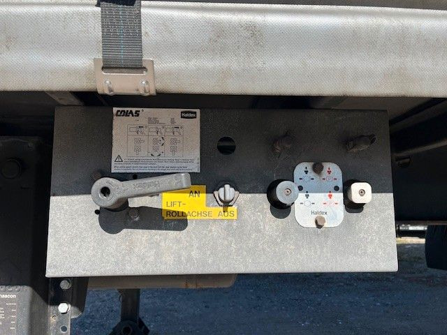 Orten AG 18 Liftachse Staplerhalterung - Camião de lona: foto 4 Orten AG 18 Liftachse Staplerhalterung - Camião de lona: foto 4