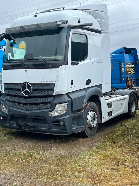 Mercedes-Benz Actros 5 L-Fahrerhaus 1846 - Tractor: foto 1 Mercedes-Benz Actros 5 L-Fahrerhaus 1846 - Tractor: foto 1