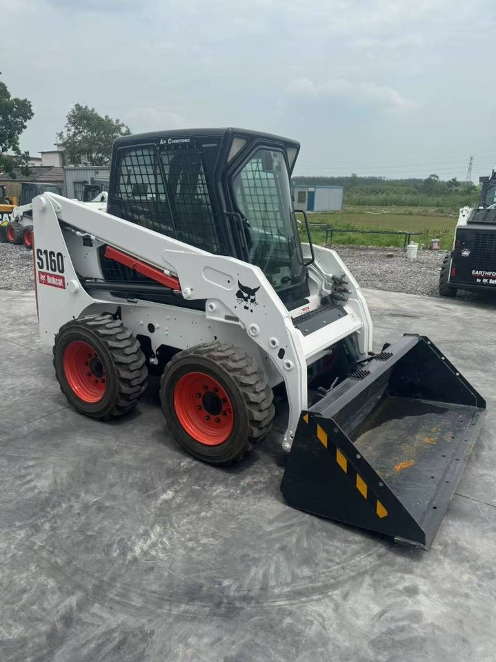 Bobcat S 160 - Mini pá carregadora: foto 3 Bobcat S 160 - Mini pá carregadora: foto 3