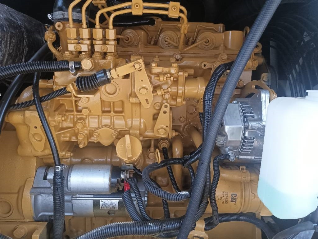 Escavadora de rastos novo CAT 307: foto 6