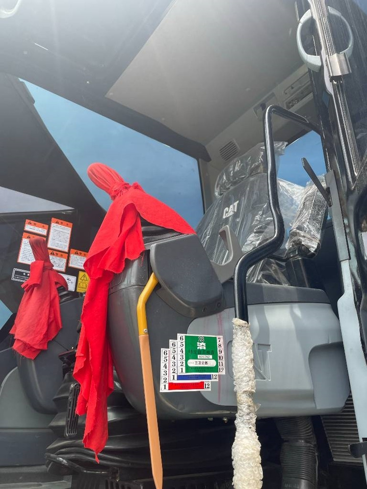 CAT 330 D - Escavadora de rastos: foto 4 CAT 330 D - Escavadora de rastos: foto 4