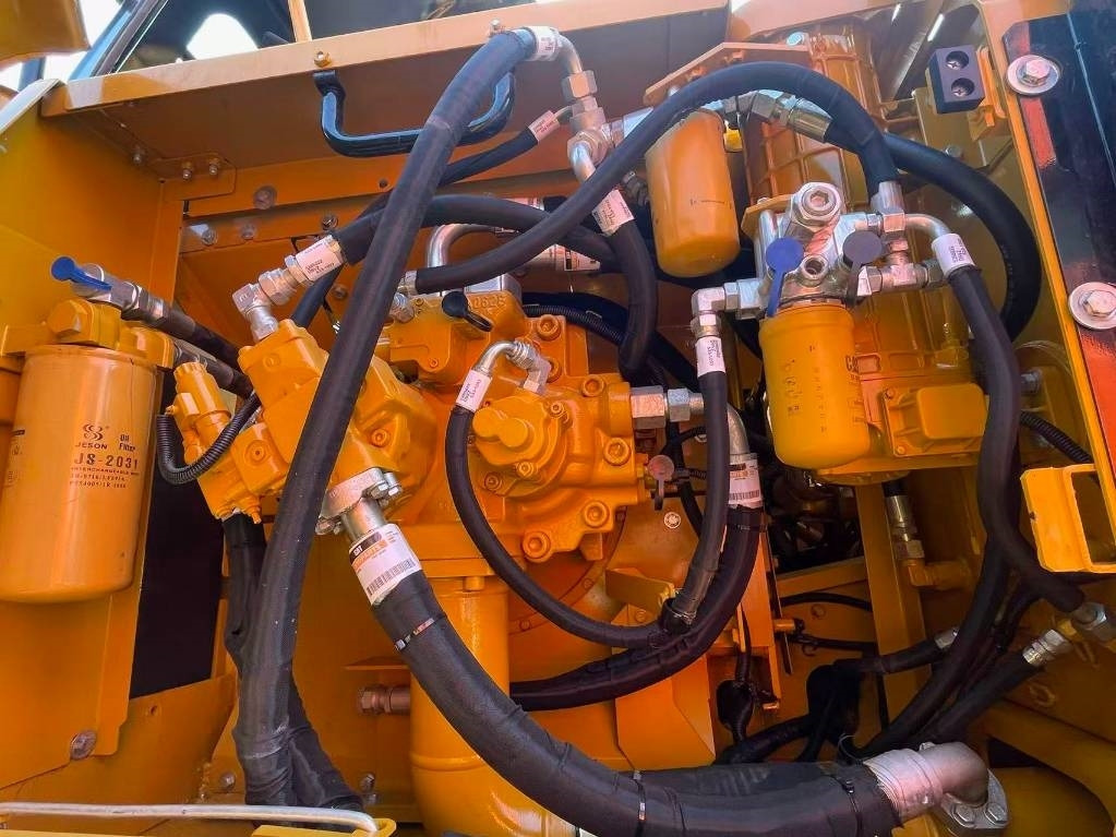 CAT 330D2 - Escavadora de rastos: foto 5 CAT 330D2 - Escavadora de rastos: foto 5