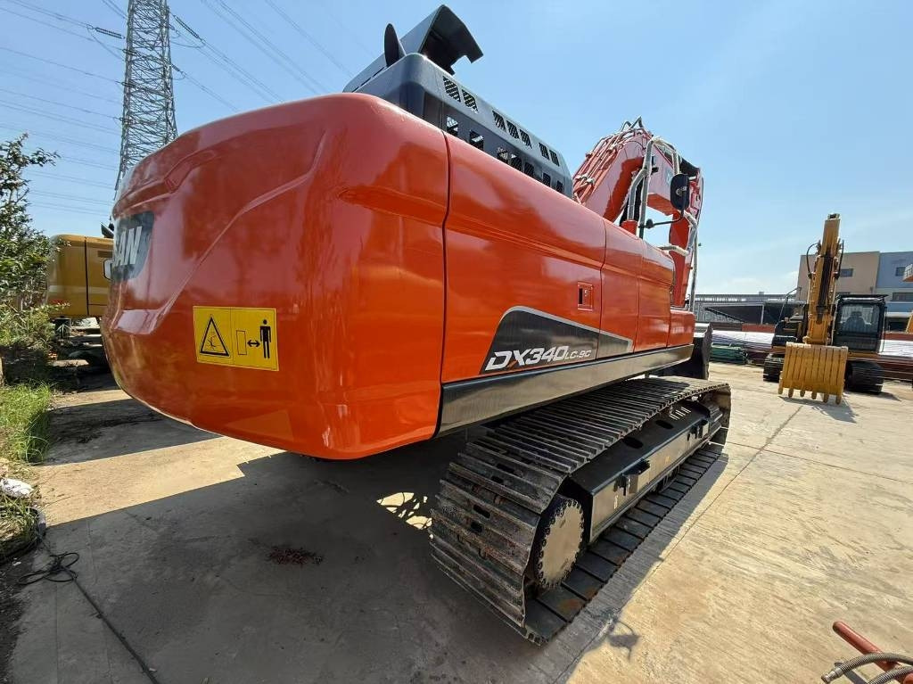 Doosan DX 340 - Escavadora de rastos: foto 1 Doosan DX 340 - Escavadora de rastos: foto 1