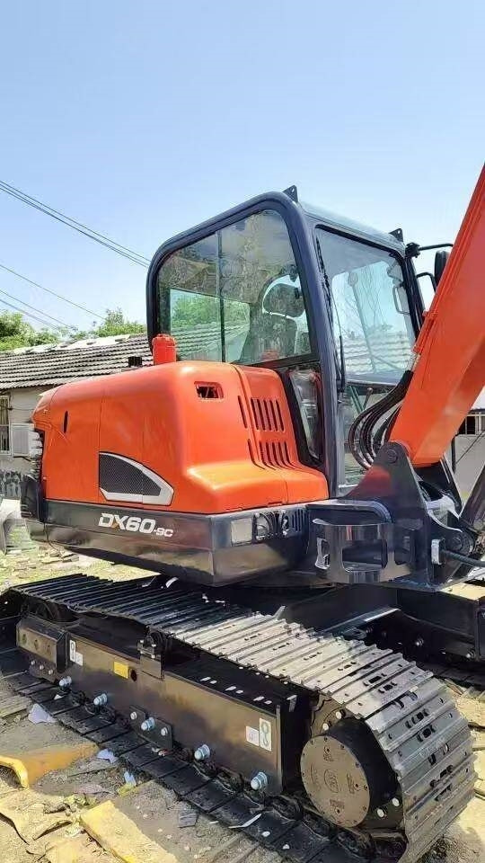 Doosan DX 60 - Escavadora de rastos: foto 2 Doosan DX 60 - Escavadora de rastos: foto 2