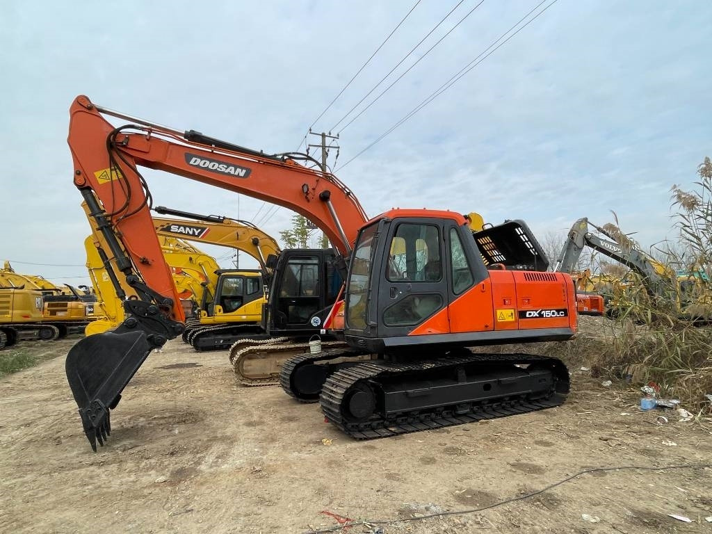 Doosan dx150 - Escavadora de rastos: foto 3 Doosan dx150 - Escavadora de rastos: foto 3