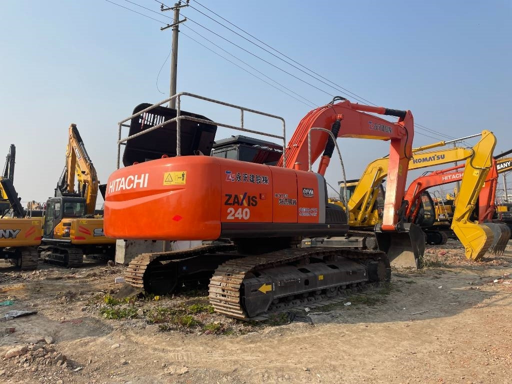 Hitachi ZX 240 - Escavadora de rastos: foto 4 Hitachi ZX 240 - Escavadora de rastos: foto 4