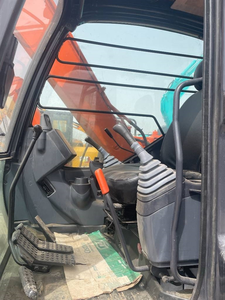 Hitachi ZX 70 - Mini escavadeira: foto 5 Hitachi ZX 70 - Mini escavadeira: foto 5