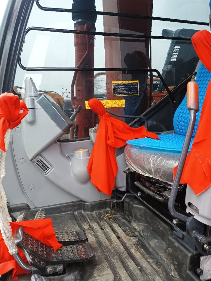 Hitachi ZX70 - Escavadora de rastos: foto 4 Hitachi ZX70 - Escavadora de rastos: foto 4