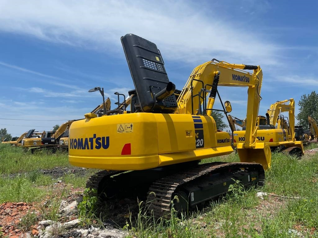 Komatsu PC 220 - Escavadora de rastos: foto 1 Komatsu PC 220 - Escavadora de rastos: foto 1