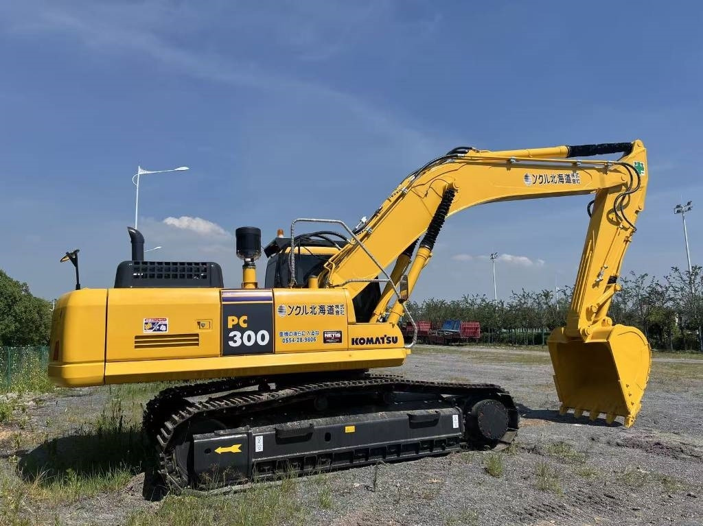 Komatsu PC 300 - Escavadora de rastos: foto 1 Komatsu PC 300 - Escavadora de rastos: foto 1