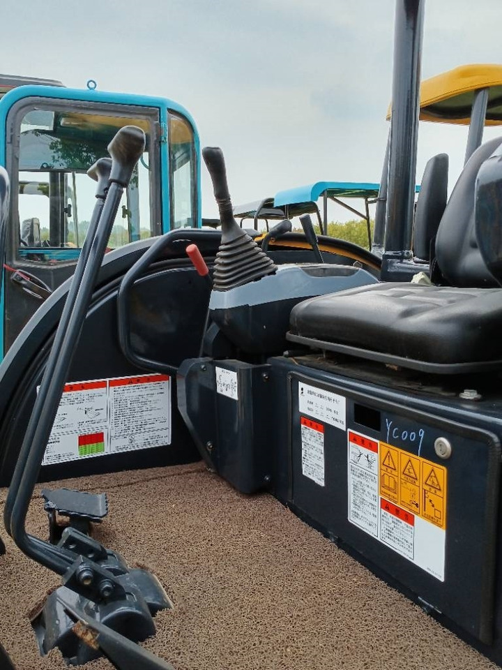 Komatsu PC 35 - Escavadora de rastos: foto 5 Komatsu PC 35 - Escavadora de rastos: foto 5