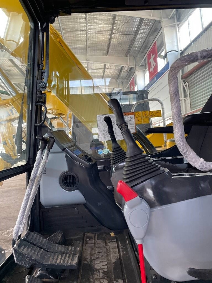 Komatsu PC 70 - Mini escavadeira: foto 2 Komatsu PC 70 - Mini escavadeira: foto 2