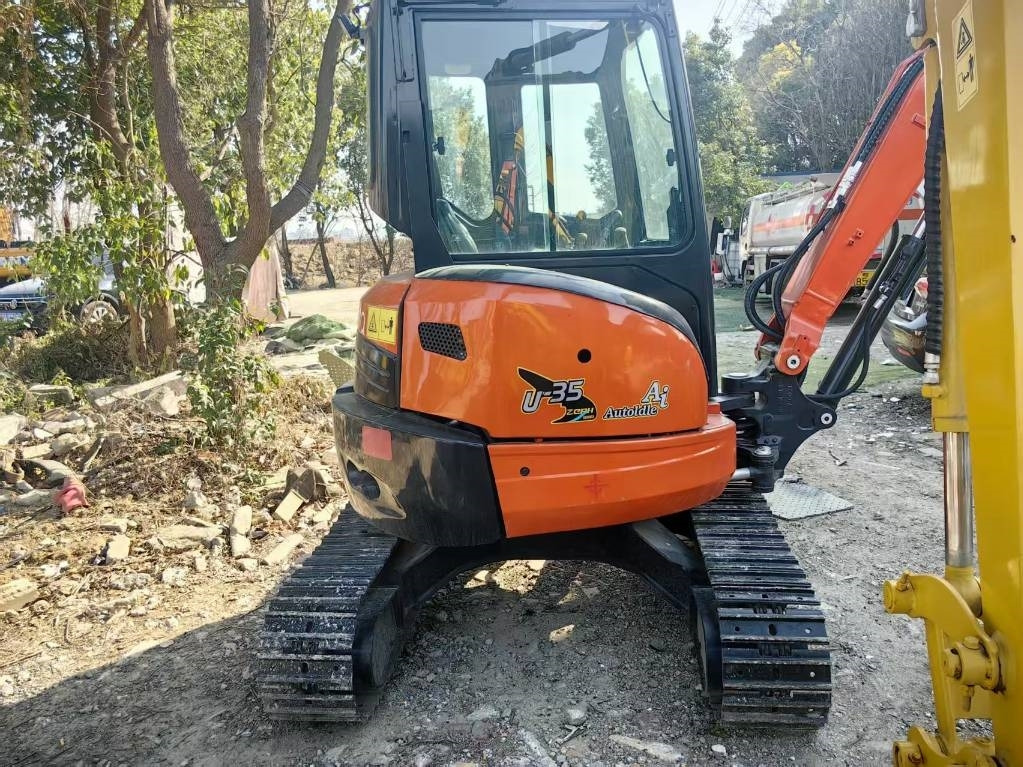 Kubota U 35 - Mini escavadeira: foto 4 Kubota U 35 - Mini escavadeira: foto 4