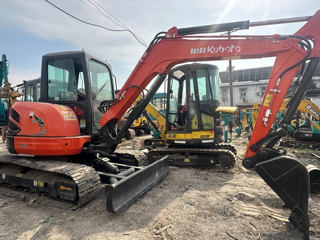 Kubota U35 - Mini escavadeira: foto 1 Kubota U35 - Mini escavadeira: foto 1