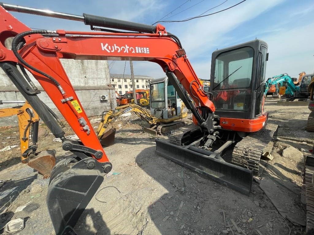 Mini escavadeira Kubota U35: foto 7