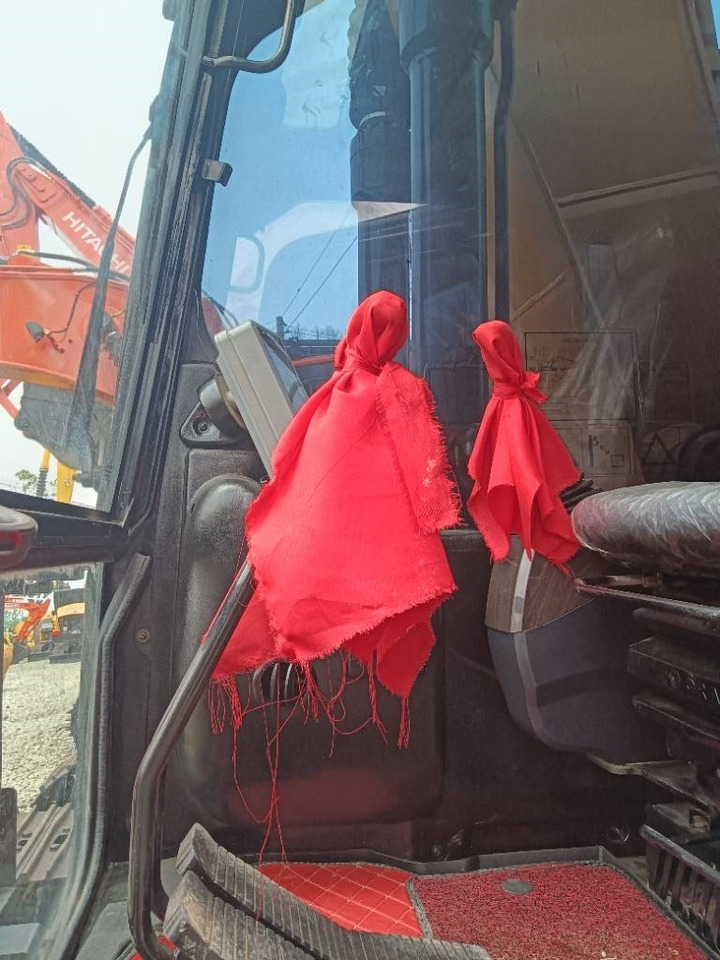 Sany 215c - Escavadora de rastos: foto 3 Sany 215c - Escavadora de rastos: foto 3