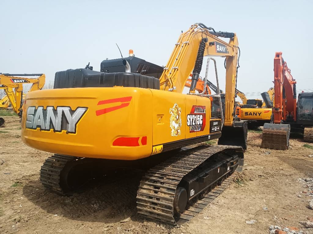 Sany SY 215 C  - Escavadora de rastos: foto 1 Sany SY 215 C  - Escavadora de rastos: foto 1
