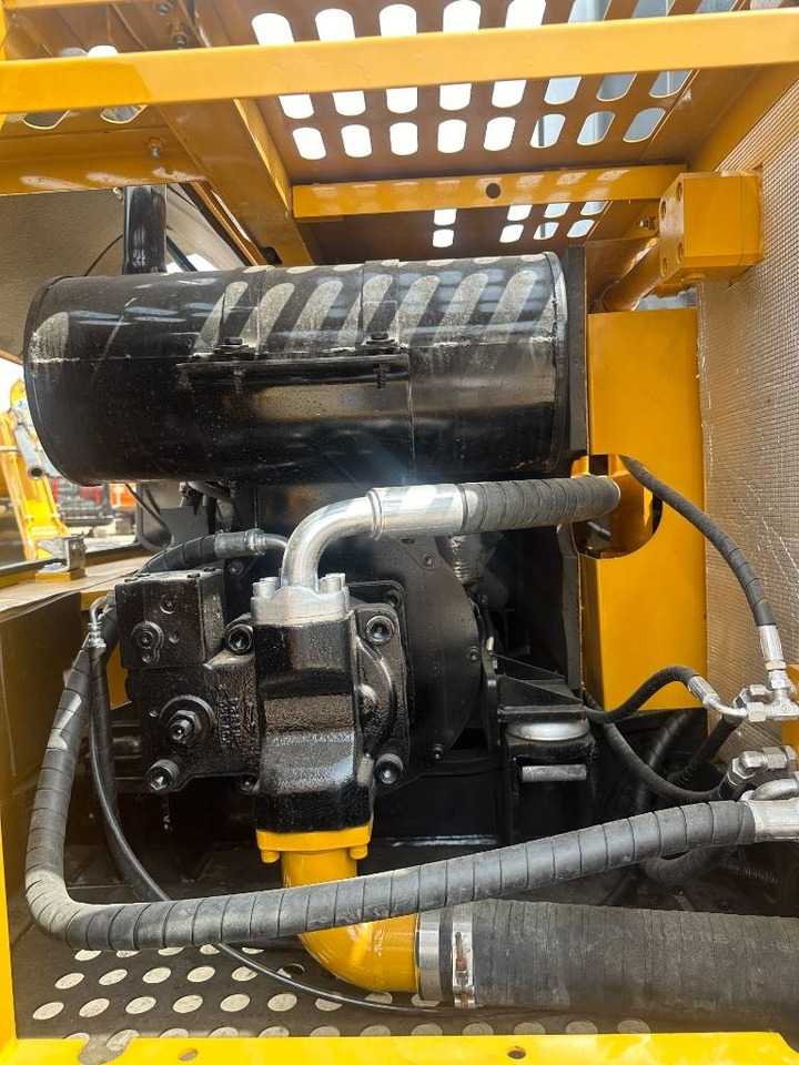 Sany SY 95 C - Escavadora de rastos: foto 3 Sany SY 95 C - Escavadora de rastos: foto 3