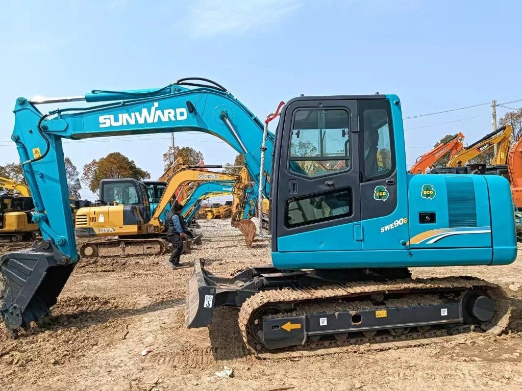 Sunward SWE 90 - Mini escavadeira: foto 1 Sunward SWE 90 - Mini escavadeira: foto 1