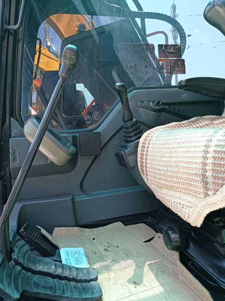 Volvo EC 140 B  - Escavadora de rastos: foto 5 Volvo EC 140 B  - Escavadora de rastos: foto 5