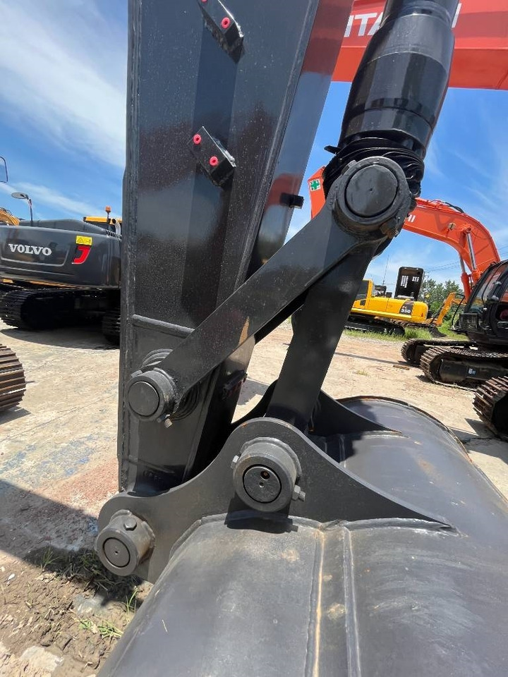Volvo EC 140 - Escavadora de rastos: foto 2 Volvo EC 140 - Escavadora de rastos: foto 2