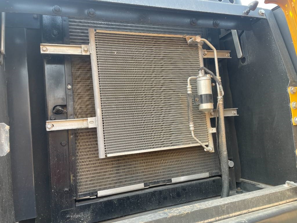 Volvo EC 210 - Escavadora de rastos: foto 4 Volvo EC 210 - Escavadora de rastos: foto 4