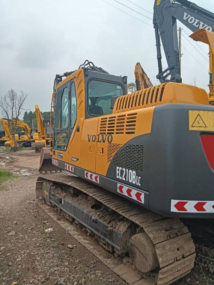 Volvo EC 210 - Escavadora de rastos: foto 1 Volvo EC 210 - Escavadora de rastos: foto 1