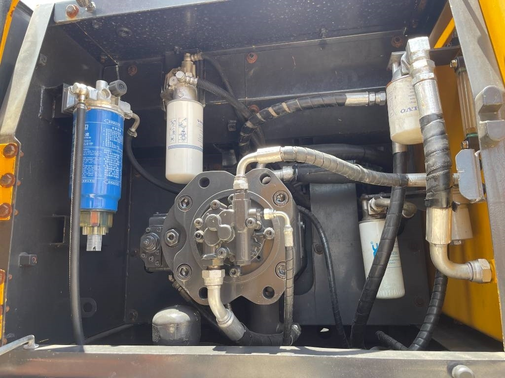 Volvo EC 290 - Escavadora de rastos: foto 3 Volvo EC 290 - Escavadora de rastos: foto 3