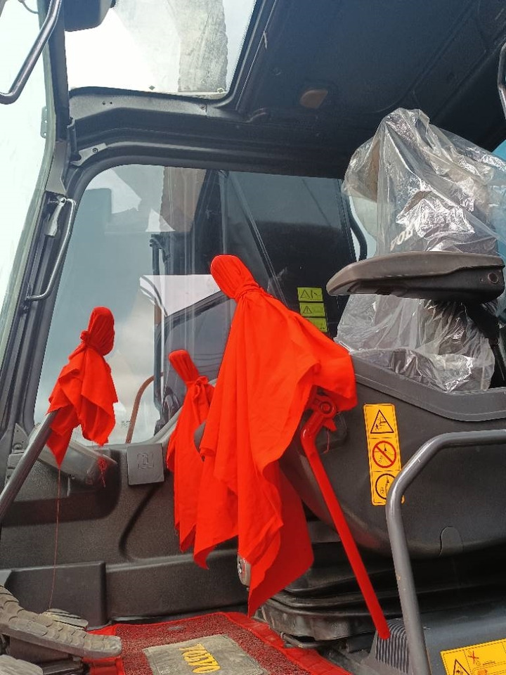 Volvo EC 290  - Escavadora de rastos: foto 3 Volvo EC 290  - Escavadora de rastos: foto 3