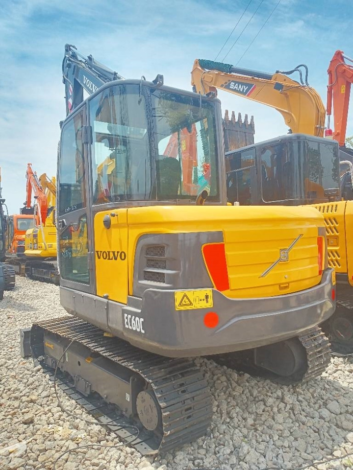 Volvo EC 60 - Escavadora de rastos: foto 3 Volvo EC 60 - Escavadora de rastos: foto 3
