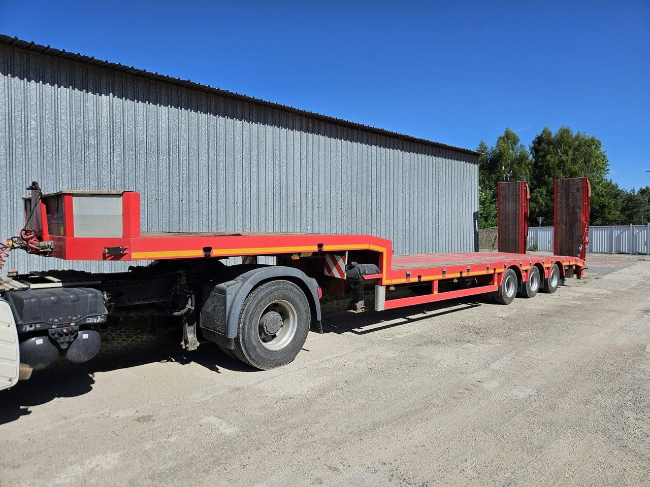 Mega Mega MNN 3 Axles - Lift Axle MNN 3 Axles - Lift Axle - Semi-reboque baixa: foto 1 Mega Mega MNN 3 Axles - Lift Axle MNN 3 Axles - Lift Axle - Semi-reboque baixa: foto 1