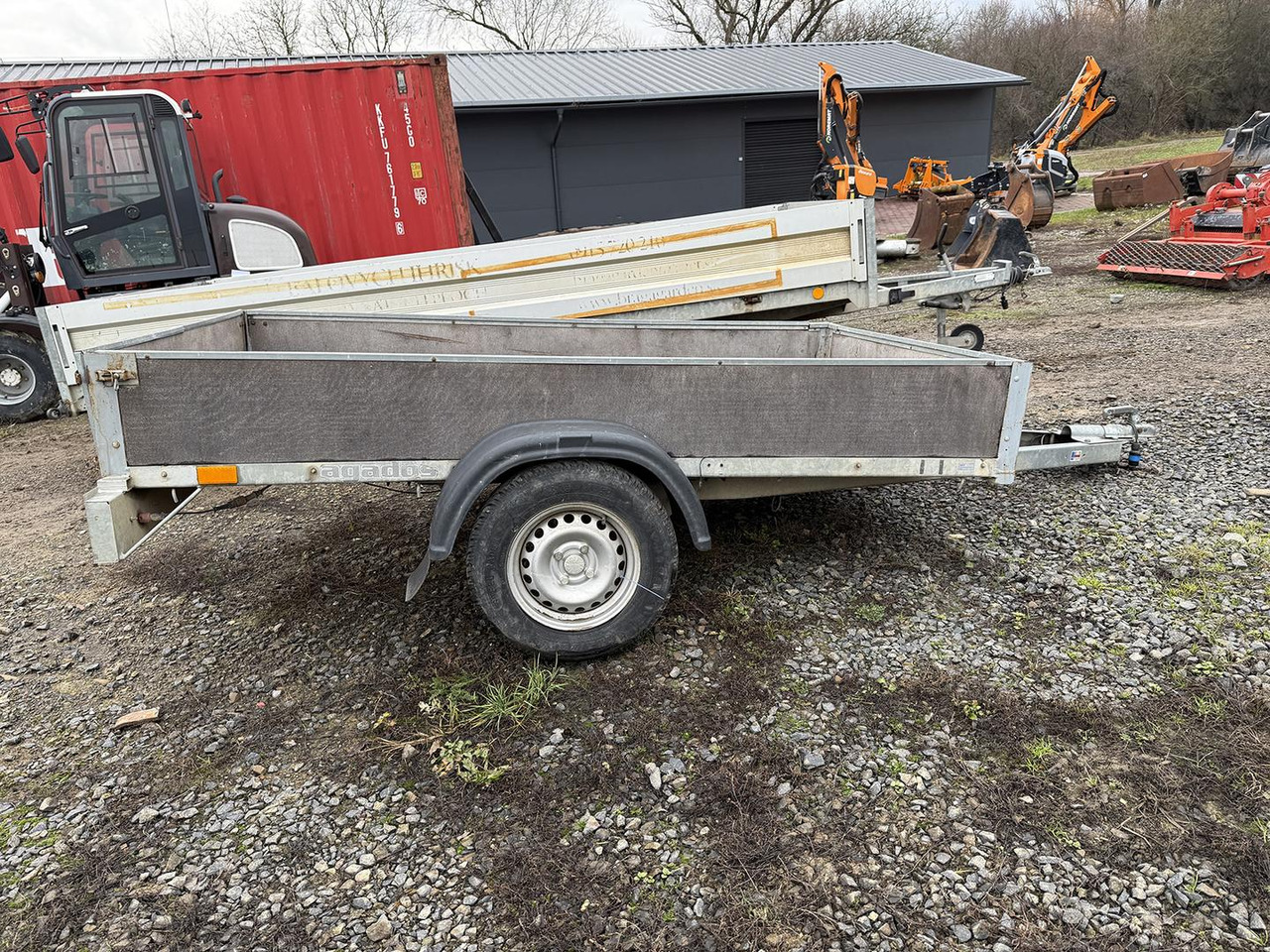 Agados Kangaro, 15, Prívesný vozík 600kg - Reboque para carros: foto 1 Agados Kangaro, 15, Prívesný vozík 600kg - Reboque para carros: foto 1