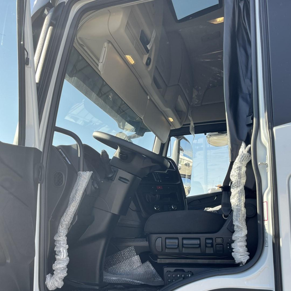 Tractor Iveco S-WAY, 530, AS440S53TP: foto 13 Tractor Iveco S-WAY, 530, AS440S53TP: foto 13