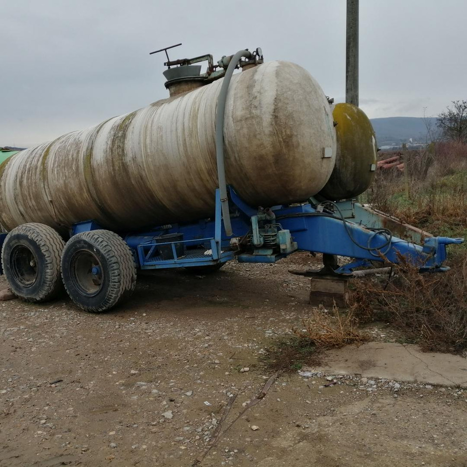 VEB FKB, 1/0, Cisterna 10000l - Reboque cisterna: foto 1 VEB FKB, 1/0, Cisterna 10000l - Reboque cisterna: foto 1